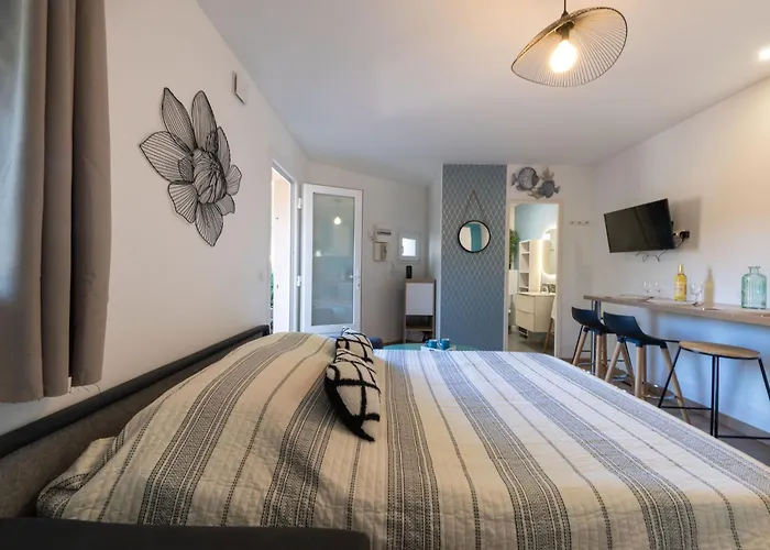 Manacor By Interhome Daire